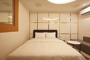 JM HOTEL