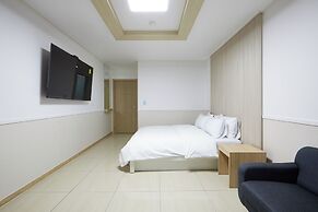 JM HOTEL