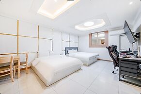 JM HOTEL
