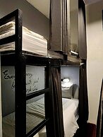 BLOOMZ HOSTEL