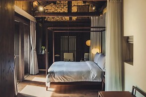 Tsingpu Tulou Retreat