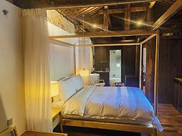 Tsingpu Tulou Retreat