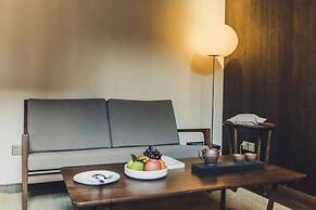 Tsingpu Tulou Retreat