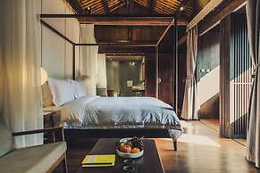 Tsingpu Tulou Retreat