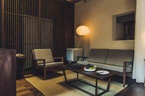 Tsingpu Tulou Retreat