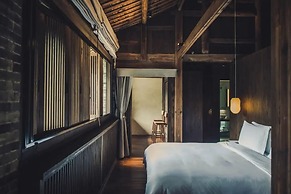 Tsingpu Tulou Retreat