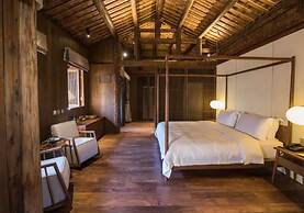 Tsingpu Tulou Retreat