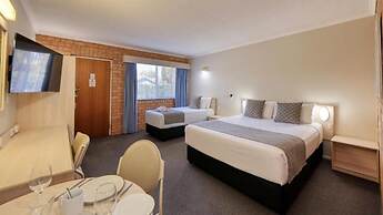BLUE DIAMOND MOTOR INN
