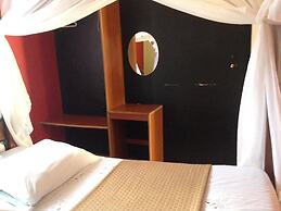 Maya's Guest House