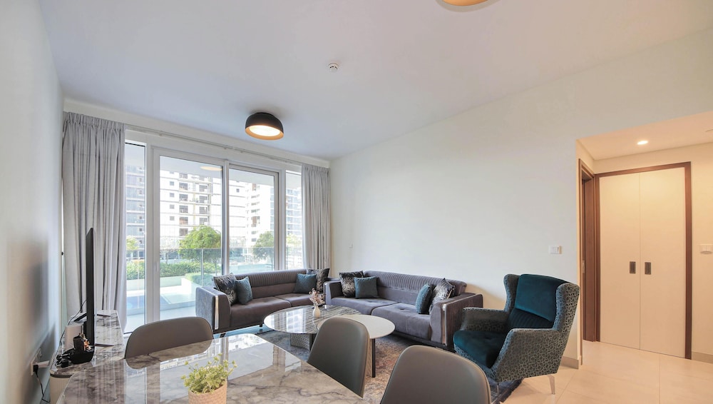Manzil - Luxury 1BR with Rooftop Pool