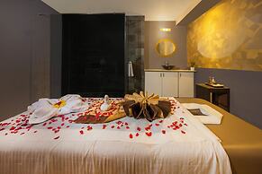Hotel Hemaadri Grand