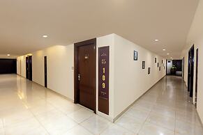 Hotel Hemaadri Grand