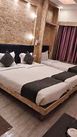 Hotel comfort & Terrace Lounge Deoghar