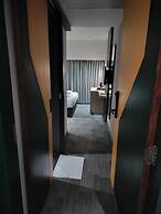 GP Xpress Inn by RAK Rooms