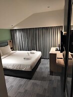 GP Xpress Inn by RAK Rooms
