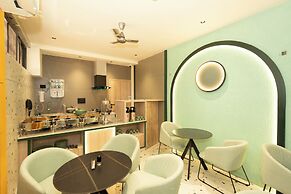 GP Xpress Inn by RAK Rooms