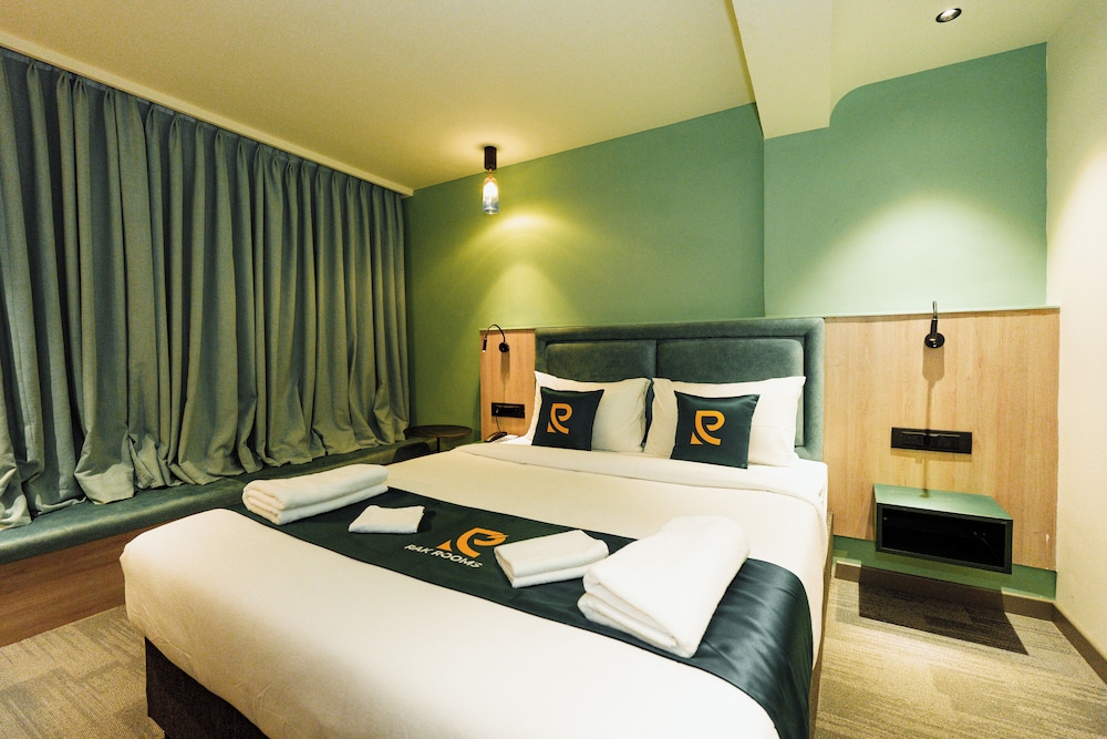 GP Xpress Inn by RAK Rooms