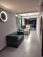GP Xpress Inn by RAK Rooms