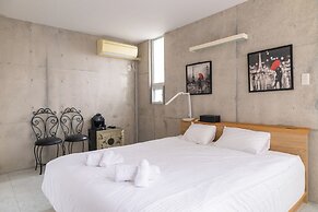 Urban View Villa