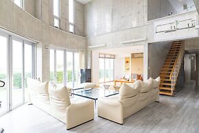 Urban View Villa