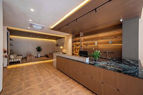 Shiershan Yuntang Hotel