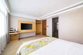 Shiershan Yuntang Hotel