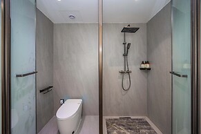 Shiershan Yuntang Hotel