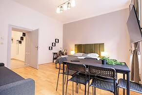 Charming 2BR Apt Vienna Long Stay