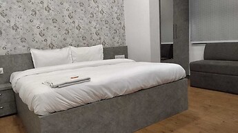 Hotel Serai
