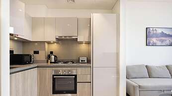 Manzil - Luxury 1BR with Skyline Views
