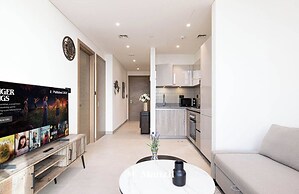 Manzil - Luxury 1BR with Skyline Views