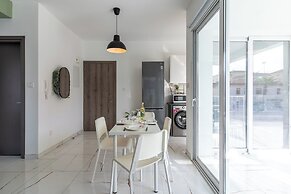 Artemis 1-BR Apt. & Terrace in Larnaca