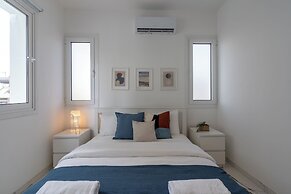 Artemis 1-BR Apt. & Terrace in Larnaca