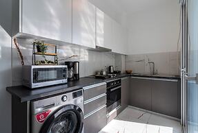 Artemis 1-BR Apt. & Terrace in Larnaca