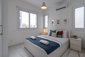 Artemis 1-BR Apt. & Terrace in Larnaca