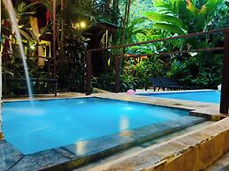 Private Caribbean Villa, Hot Jacuzzi & Pool