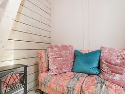 Shades Farm Summerhouse