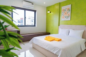 Mona Hotel