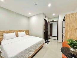 Mona Hotel
