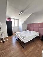 Simple 2BR Apt Near Meidling Station