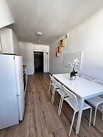 Simple 2BR Apt Near Meidling Station