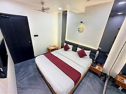 Hotel The Avanta - Gandhinagar