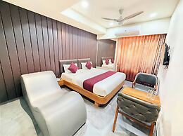 Hotel The Avanta - Gandhinagar