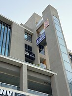 Hotel The Avanta - Gandhinagar