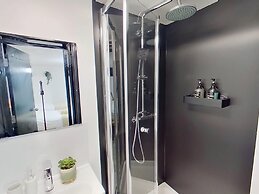 Hobbit Studio Flat - City Centre/a O Arena/parking
