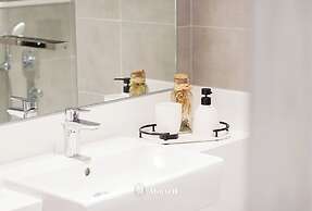 Manzil - Spacious 2BR near Dubai Mall