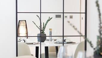 Manzil - Spacious 2BR near Dubai Mall