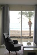 Voya Hotel and Suites