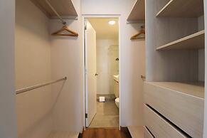 w Ethereal 2BR w Balcony in Miraflores