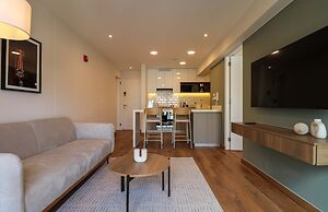 w Ethereal 2BR w Balcony in Miraflores